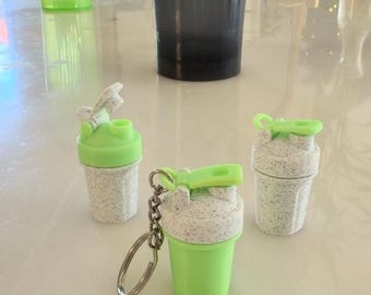 Digitale Datei für Protein Shaker Flasche 3D Print Schlüsselanhänger STL - Preworkout Pulverhalter | 3D-Druckdatei für Gym Lovers mit einem 3D-Drucker