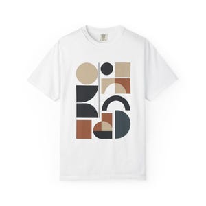 Modern Artistic Unisex T-Shirt, Trendy Graphic Tee for Home, Casual Wear, Gifts for Art Lovers, Birthday, Everyday Style
