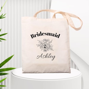 Custom Bridesmaid Tote Bag, Personalized Bridal Shower, Bachelorette Party Tote Bag, Wedding Bag, Bridesmaid Gift Bag, Maid Of Honor Tote