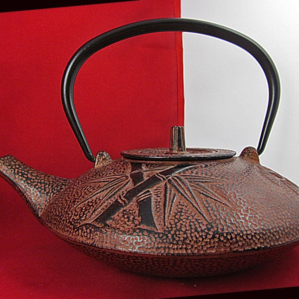 Cast Iron Teapot, Chinese Theme, Copper Tone, 9 Inches, Iron, 5 Pounds, Kitchen, Décor, Tetsubin, 32 oz., Heavy