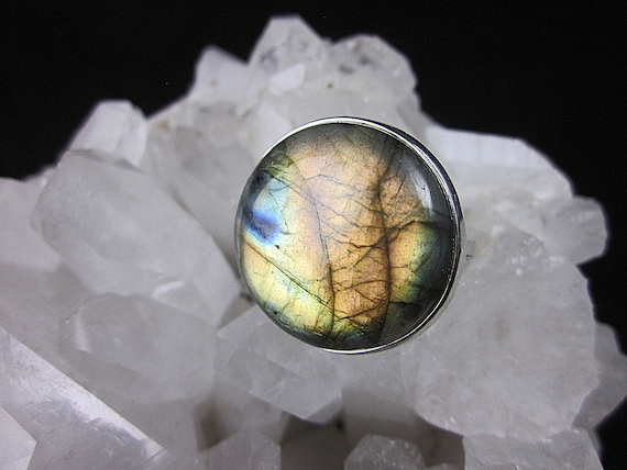 Labradorite, Spectrolite, Large Sterling Ring, Feldspar, Chatoyant, Size 9, 24mm, Northern Lights, WICCA, Moon Magick, Unisex View 3
