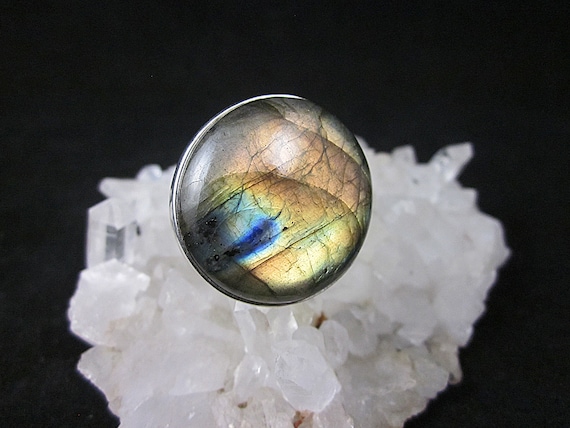 Labradorite, Spectrolite, Large Sterling Ring, Feldspar, Chatoyant, Size 9, 24mm, Northern Lights, WICCA, Moon Magick, Unisex