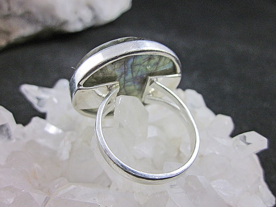 Labradorite, Spectrolite, Large Sterling Ring, Feldspar, Chatoyant, Size 9, 24mm, Northern Lights, WICCA, Moon Magick, Unisex View 5