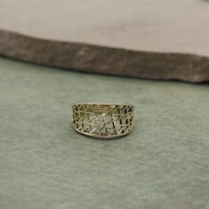 Geometric Brass Ring, Boho Chic Statement Ring, Handmade Modern Jewelry, Adjustable Ring, Minimalist Fashion Accessory, Unique Brass Band,