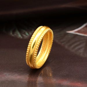 Bague en laiton plaqué or avec perles - Design vintage élégant, bague bohème texturée, bague tendance pour homme et femme, bijoux artisanaux