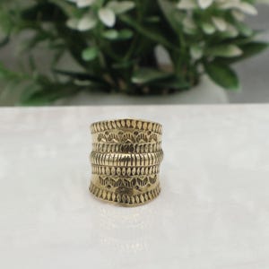 Handcrafted Brass Patterned Ring – Boho Chic Vintage-Inspired Jewelry, Adjustable Size, Unique Statement Ring