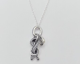 Pendant Necklace Pavé Infinity Knot