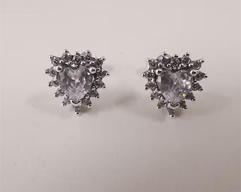 stud earrings pandora sparkling heart halo