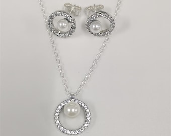 Necklace Stud Earrings Gift Set Pandora Freshwater Cultured Pearl Circles Chain