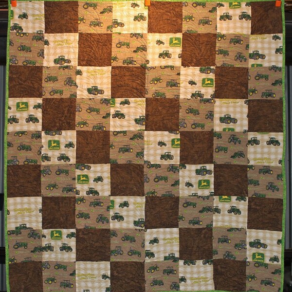 John Deere Patchwork Quilt - 45 x 48 - Fleece backed