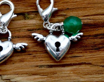 Clip on charm - Winged heart with Faceted Emerald Jade drop detail  by twinkle Jewellery, journal charm, zipper charm, love, green, heart