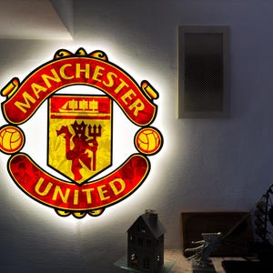 Manchester United Legends wall sign, decor, Fan gift, LED light, Logo crest Custom football logo, soccer fan gift, Neon logo, Man United,