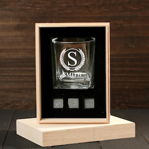 Personalized Whiskey Glass Set with Wooden Box, Groomsmen Gift, Best Man Gift, Groomsman Proposal, Boyfriend Gift, Gifts for Men