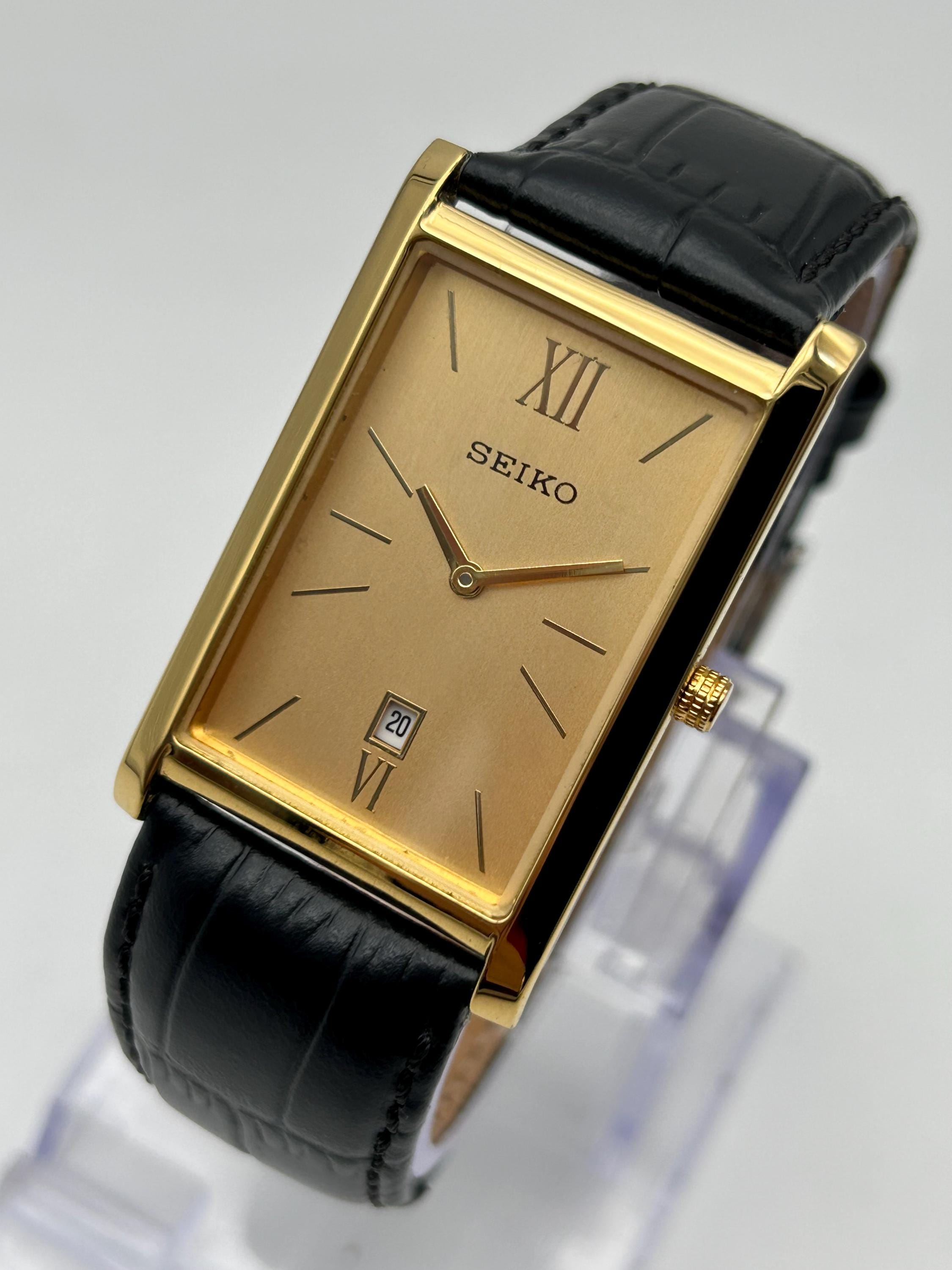 1976 Watch - Etsy Canada