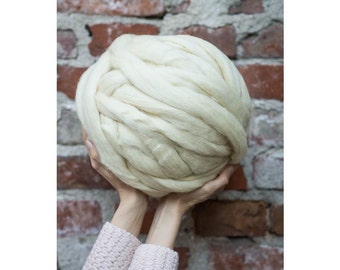 Chunky merino super soft natural white creamy  wool 1kg 40 m 4-5 cm for arm knitting