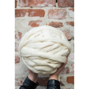Cream Off-white Pure Wool Yarn Over 1 Kg of Wool Yarn 12 Ply Chunky Yarn  Bulk Wool Pack for Knitting, Crochet, Rug Making, Tufting 