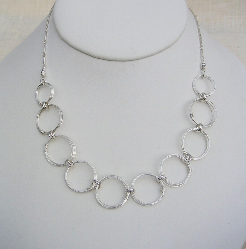 Elegant Silver Open Circles Necklace Silver Rings Necklace Silver Chain Necklace Wire Jewelry Necklace Bracelet Set image 3