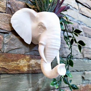 Elephant head wall mount planter pot, animal wall flower vase Home décor, living room decoration piece, 3d printed succulent garden pot