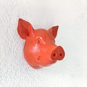 Pig head wall mount, Home décor, gifts for dad, pets, living room decoration piece, animal head , art, 3d printed