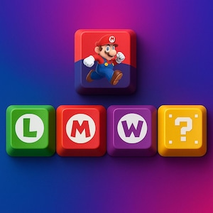 Peut inclure: Ensemble de touches de clavier colorées sur le thème de Super Mario. La touche supérieure représente Mario en train de courir, tandis que les autres affichent les lettres L, M, W et un point d'interrogation. Les touches sont vertes, rouges, violettes et jaunes.