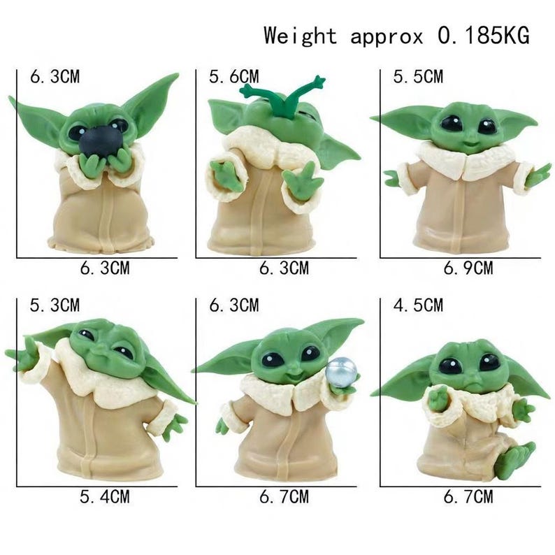 K&ouml;nnte beinhalten: Ein Set aus sechs gr&uuml;nen Alien-Figuren mit gro&szlig;en Ohren und schwarzen Augen, die beigefarbene Roben mit wei&szlig;en Kragen tragen. Jede Figur ist mit Ma&szlig;en von 4,5 bis 6,9 cm beschriftet, bei einem Gesamtgewicht von etwa 0,185 kg.