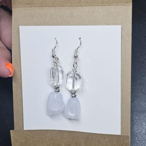 Brincos de selenita branca, brincos com pedras pendentes estilo boho, brincos terrosos, brincos de prata, joias estilo boho, joias de selenita, ACEO original