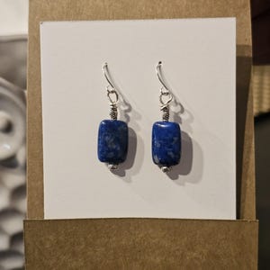 Brincos de iolita azul, brincos com pedras pendentes estilo boho, brincos terrosos, brincos de prata, joias estilo boho, joias de iolita, ACEO original