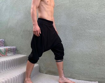 Black Samurai Pants, Harem Pants Men, Glorka, Men Harem Pants, Mens Yoga Pants, Ninja Pants, Sarouel Homme, Burning Man Costume