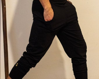 Pantalon tombant style jogging fait main en coton noir