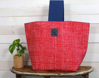 Grand sac fourre-tout recyclé rouge et bleu marine, Project Tote