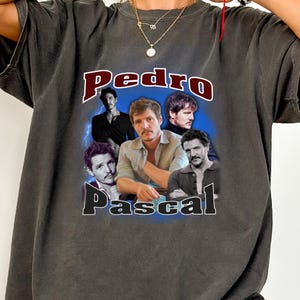 Retro Pedro Pascal Graphic Tee: 90s Vintage Style