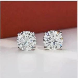 Kolczyki z Moissanite | Okrągły szlif, srebro próby 925 | Klasyczna biżuteria ślubna platerowana 14-karatowym białym złotem | Prezent dla niej | Specjalne okazje