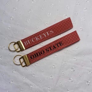 College Keychain Wristlet – Custom Ohio State University Key Fob for Game Day, Graduation, First Day