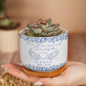 Memorial Planter Pot, Custom Memorial Gift, Nanny Grandma Plant Pot, Personalized Condolences Gift, Gift For Grieving, Sorry For Your Loss