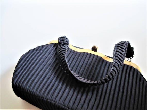 Navy Pleated Purse,  Pintuck Handbag, Vintage 194… - image 8