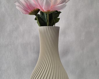 Twist Shape Vase
