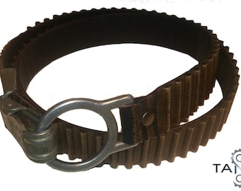 Groove rubber belt with vintage military lock and big ring