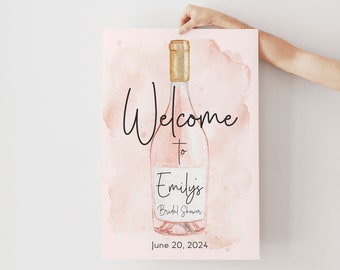Brunch tutto il giorno con rosé e cartello di benvenuto per la festa nuziale con spumante
