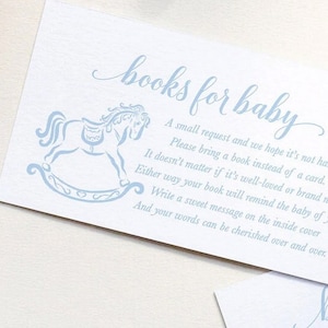 Carte d'insertion de demande de livre pour baby shower cheval à bascule - Shower de bébé garçon - imprimés assortis - cheval à bascule bleu Apportez un livre