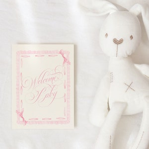 Cartes anniversaire fille - cadeau pour bébé - nouvelle maman - idées cadeaux - baby shower - cartes mois pour bébé - souvenirs souvenirs - rose classique et blanc