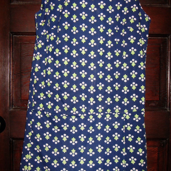 Vintage 1960s Navy Cotton Broadcloth with Little Flowers Culottes