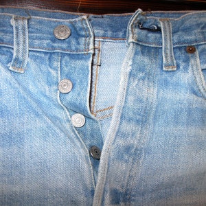 Vintage Levi 501 Jean Short Short Cutoffs Button Fly W30 image 2