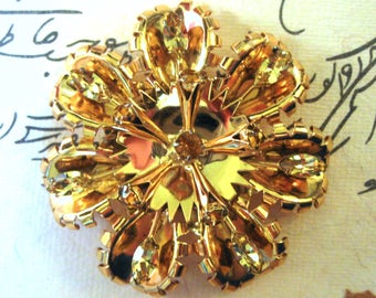 Be Dazzling... Vintage 1940s Gold Vermeil Sterling Very Shiny Gold Floral Brooch