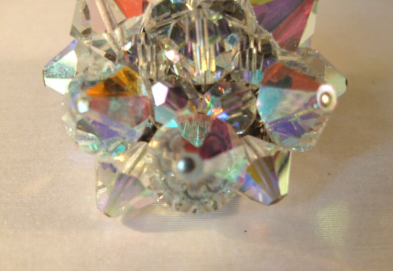 Be Scintillating... Vintage Aurora Borealis Bead Brooch image 4