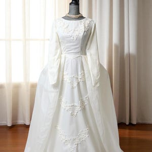 1950年代　ヴィンテージ　ウエディングドレス 1950 年代 1960 年代の控えめなヴィンテージ ウェディング