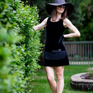 1960s Black Velvet Mini Dress: Mod Gogo Style with Bow