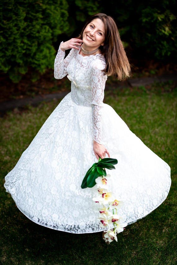 60s bridal dresses Vintage 1960s Wedding Dress with Matching Cape