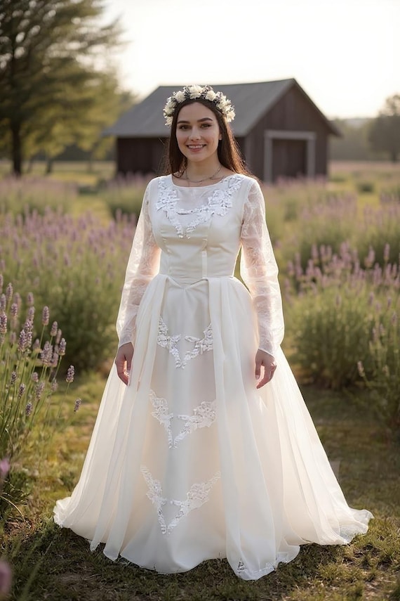 1950's long sleeve wedding dresses Vintage Wedding Dress 1950s Long Sleeve Dress Long Sleeve 1950s Lace Wedding Dress 1950s Lace Of