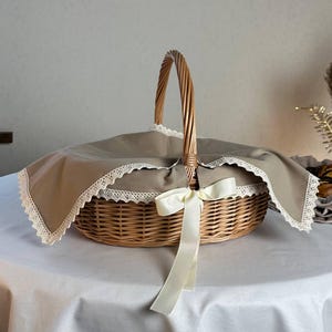 Handmade Willow Easter Basket with 100% Cotton Liner & Linen Lace – Made in Ukraine