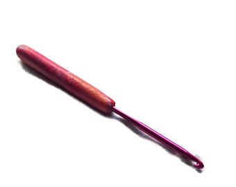 Ergonomic Crochet Hook Crochet Hook Size 4.5 mm Red Marbled Crochet Hook